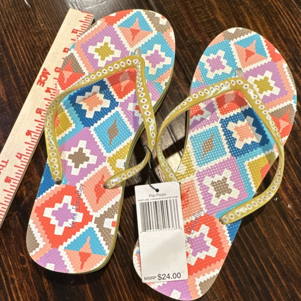Vera Bradley Hacienda Diamonds  Flip Flop Sandals Patterned Straps Sz L (9-10)